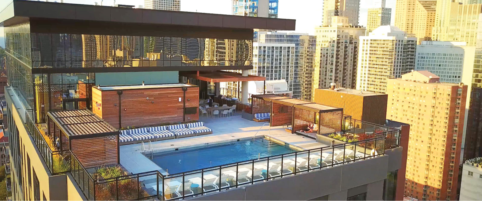 Rooftop Swimming Pool and Patio